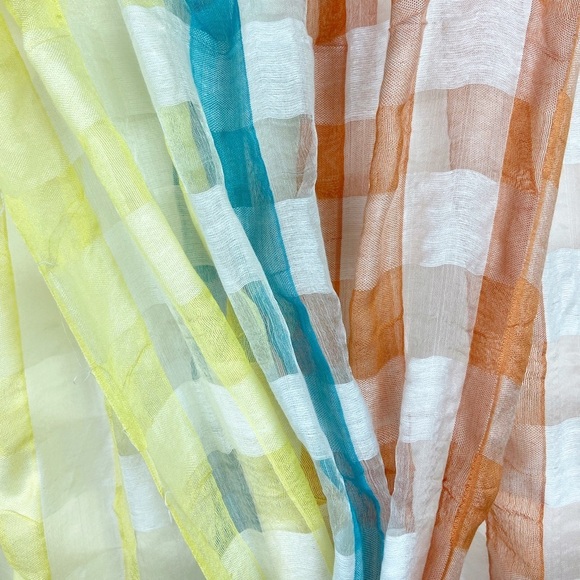 Raw Silk Multicolor Gingham Scarf - Picture 6 of 7